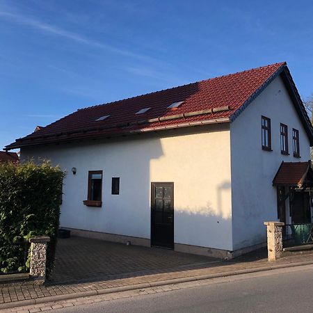 Ferienwohnung Familie Troeger 플로흐 외부 사진
